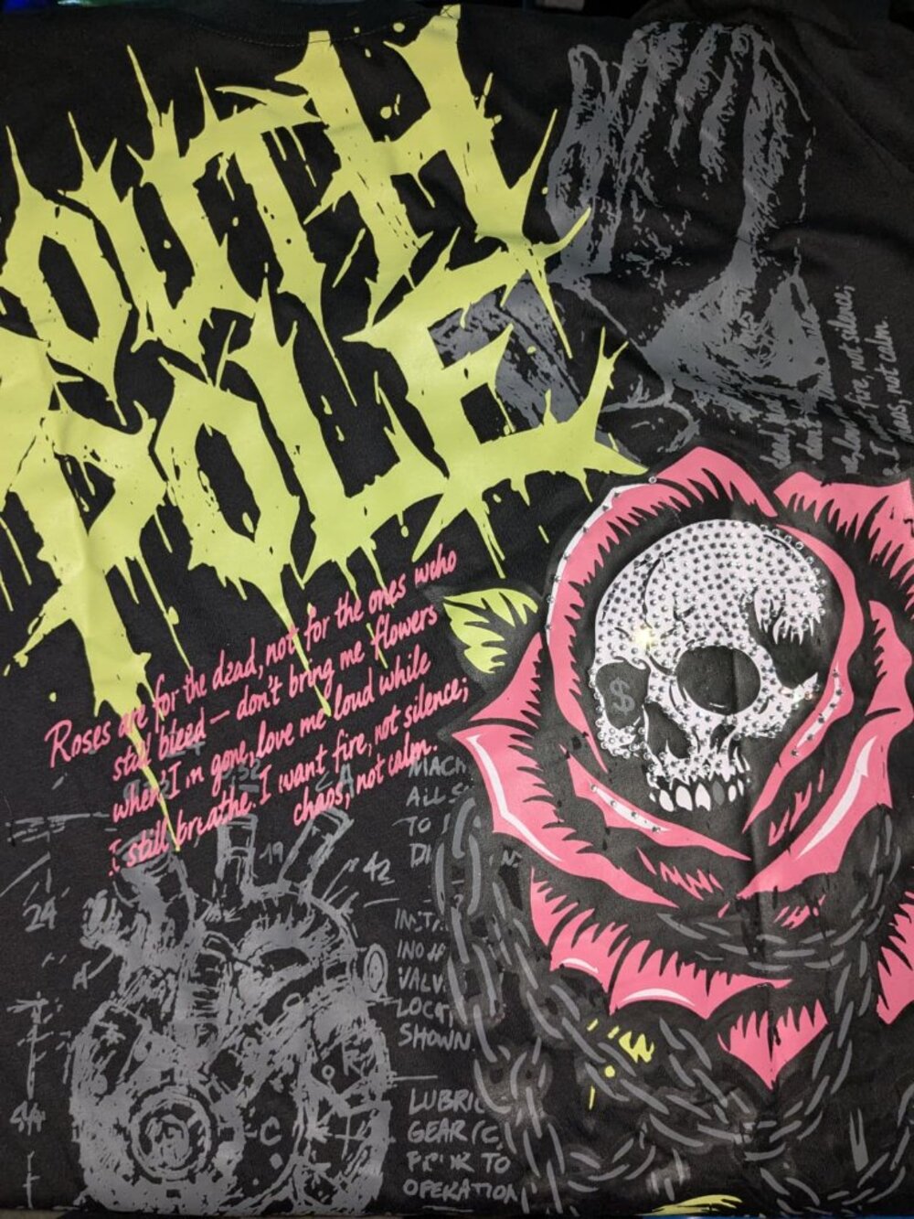 Young Mens SOUTHPOLE Rhinestones Chaos Rose Tee